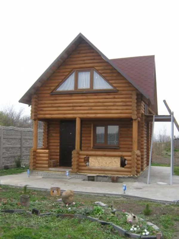 Продаётся небольшой деревянный домик